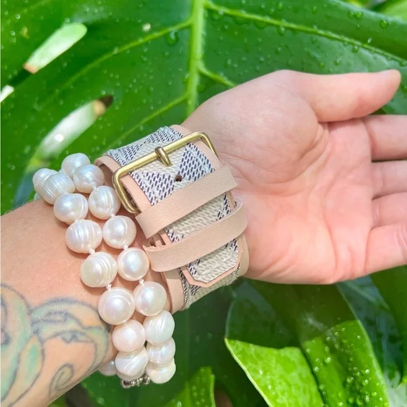 🌸 Vachetta leather Apple Watch band Damier Azure handmade - Picture 4 of 16